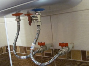 Подключение накопительного водонагревателя в Химках